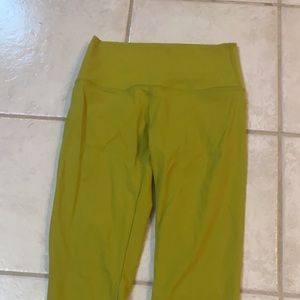 Zyia Pistachio Luxe leggings